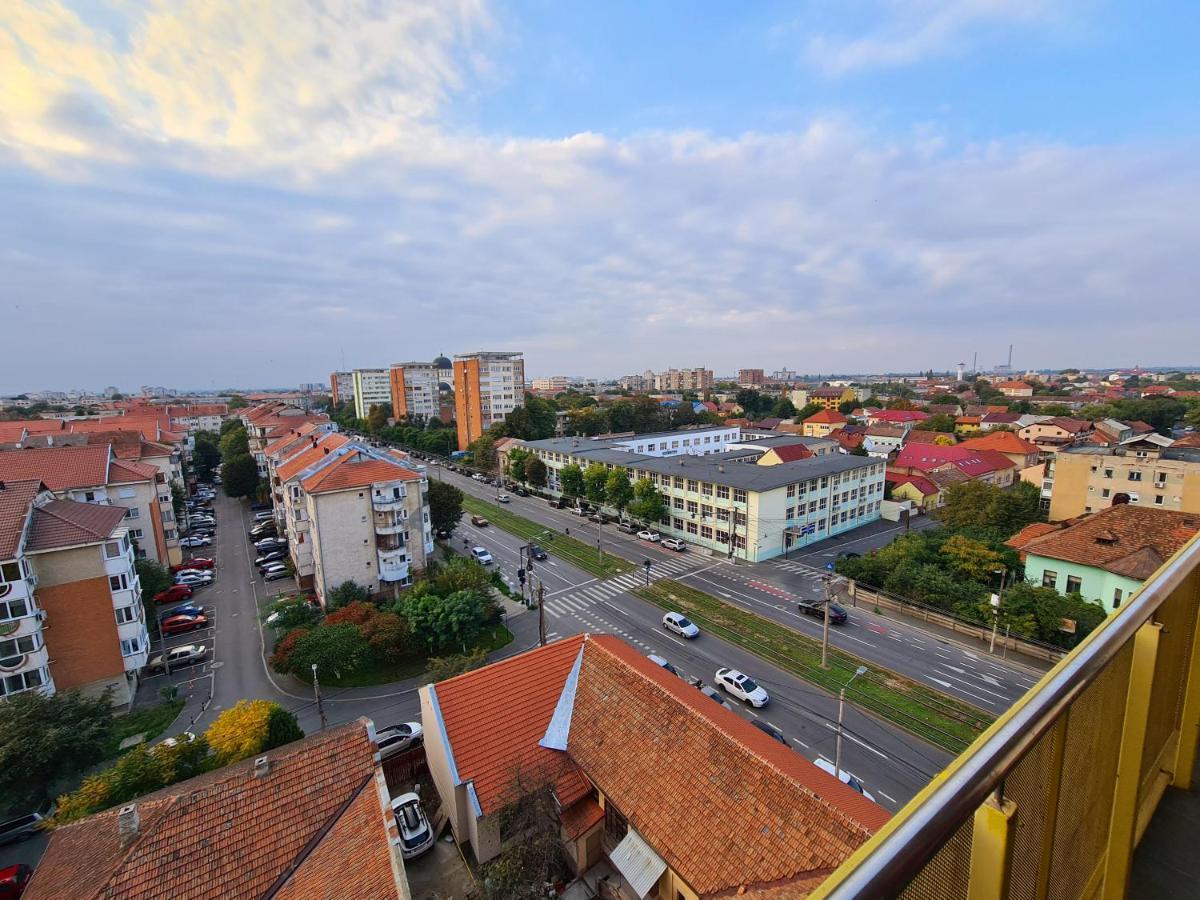 Central Apartament Urbana Арад Екстериор снимка
